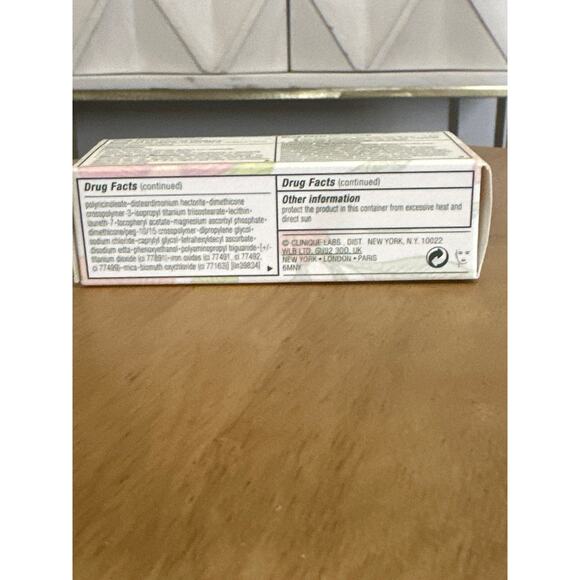 NIB Clinique Even Better Makeup Broad Spectrum SPF 15 WN 118 Amber (D) 1 oz. - Picture 8 of 8